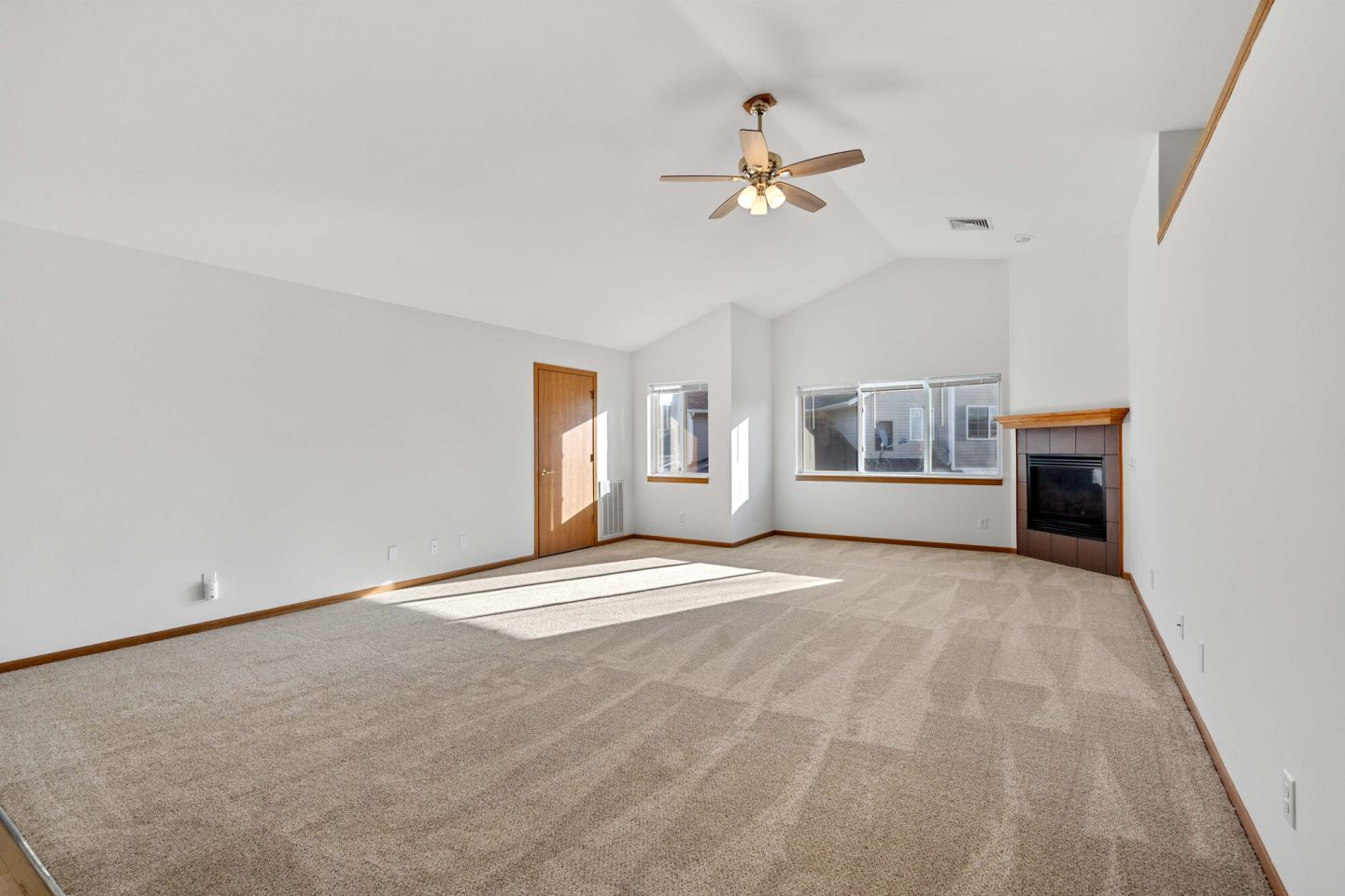Harper Court Apartments Image 6