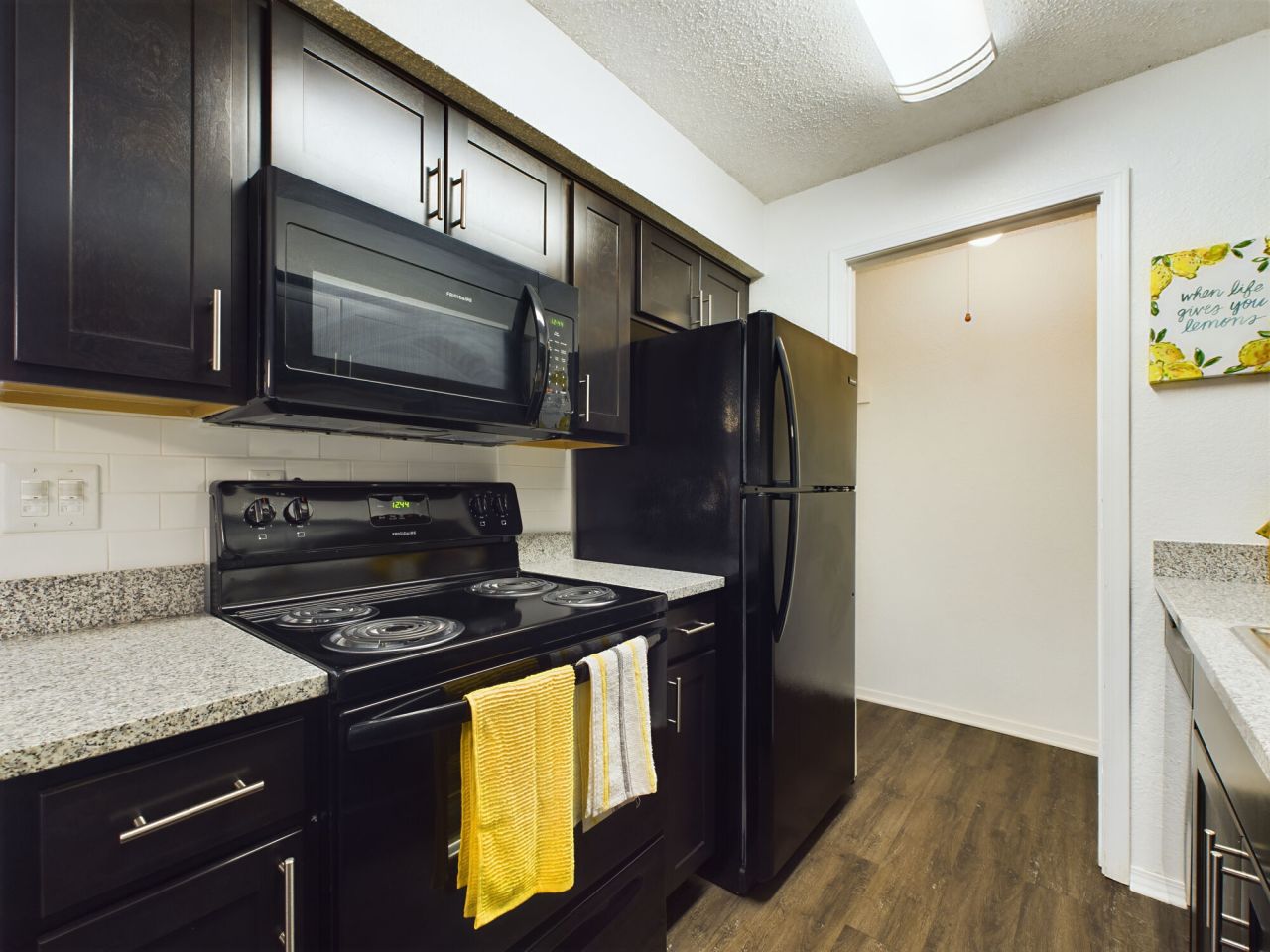 Raintree Apartments Image 1