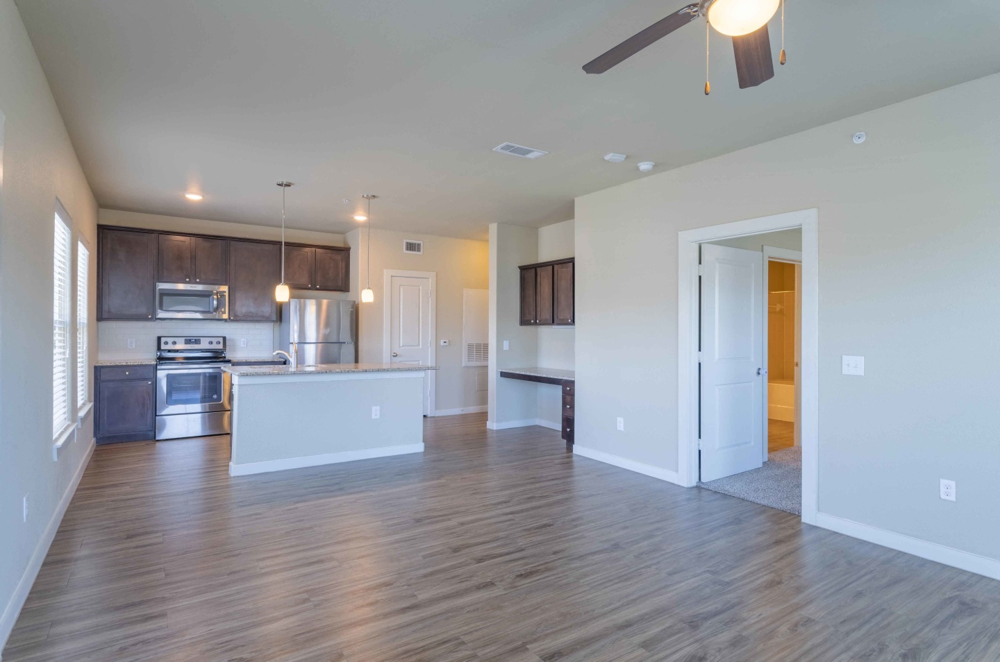 Century Palm Bluff Image 29