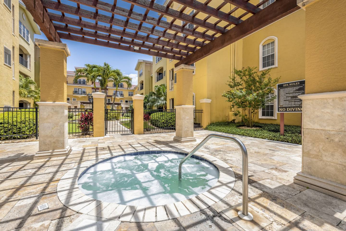 Casa Bella on Westshore Image 7