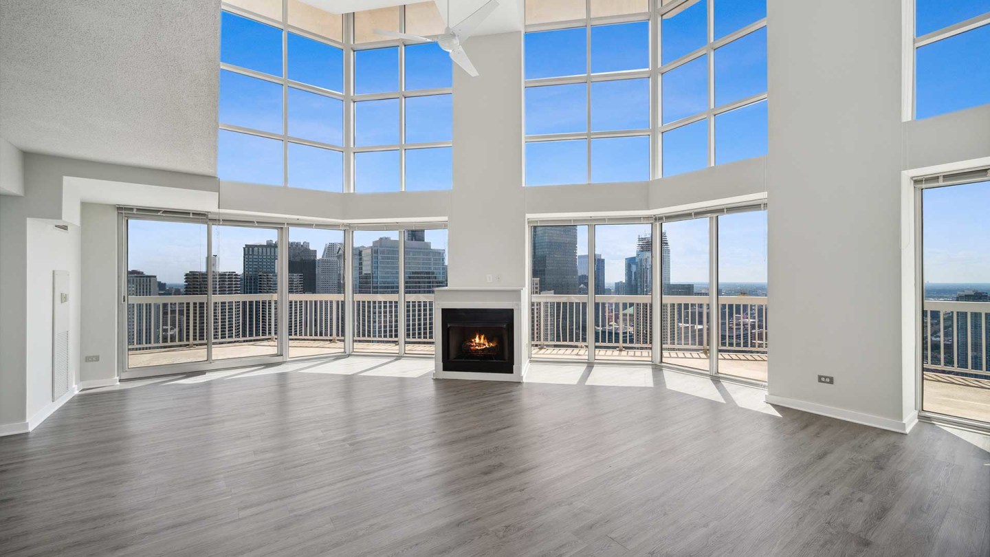 Grand Plaza Image 14