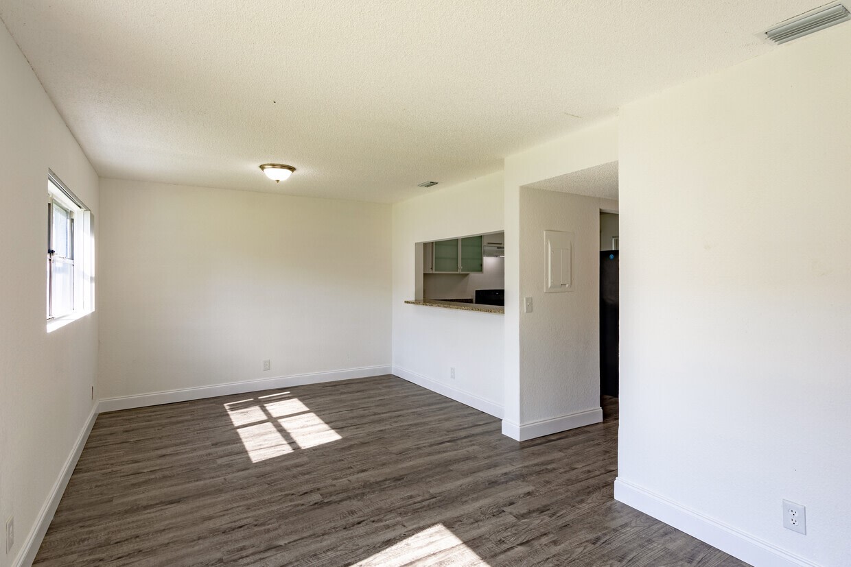 Spinnaker Landing Image 7