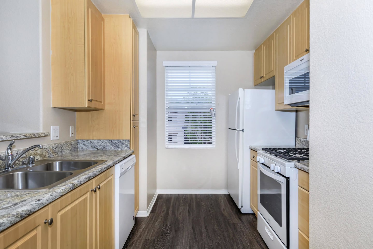 Laurel Glen Apartment Homes Image 56