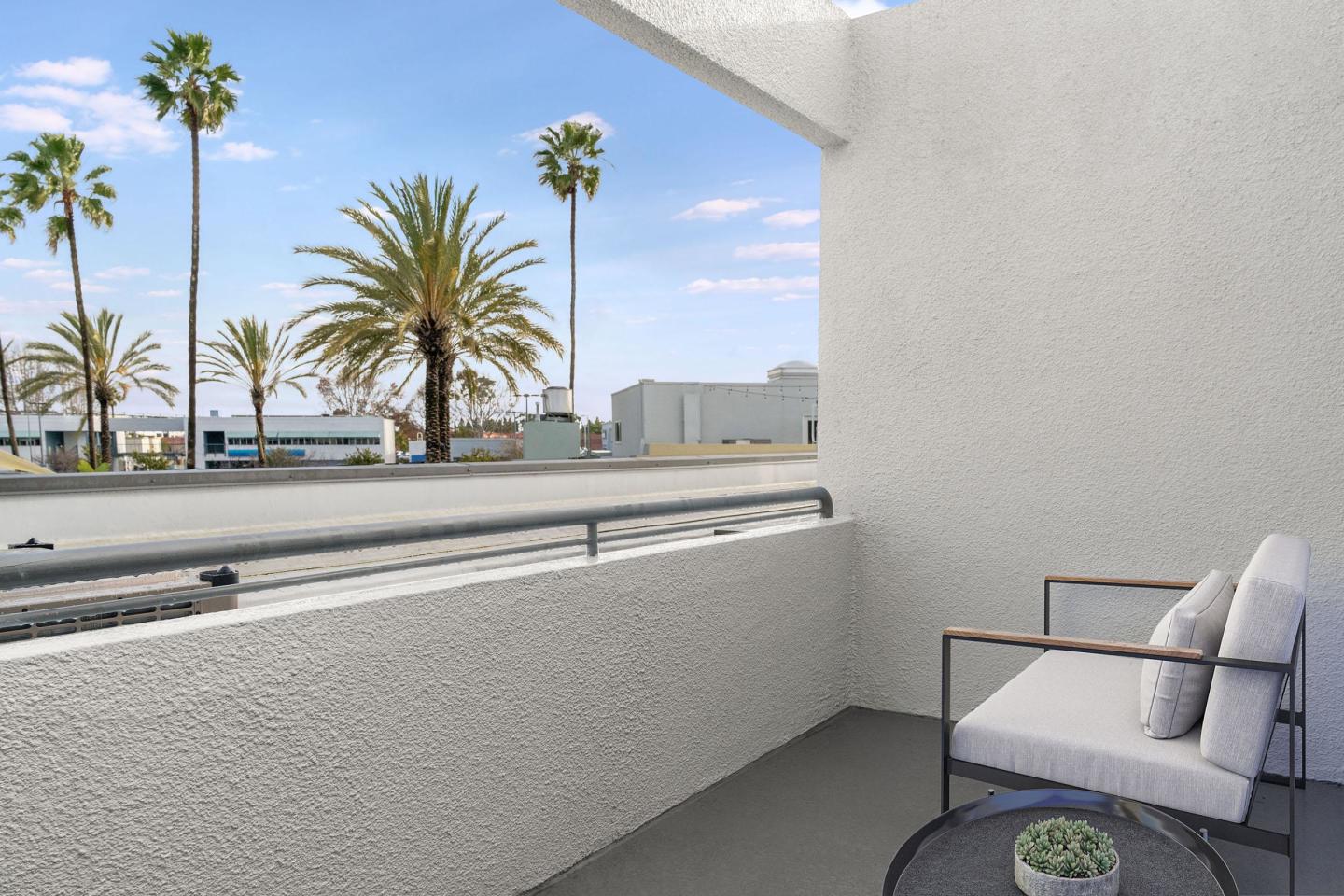 Terraces at La Jolla Village Apartments Image 12