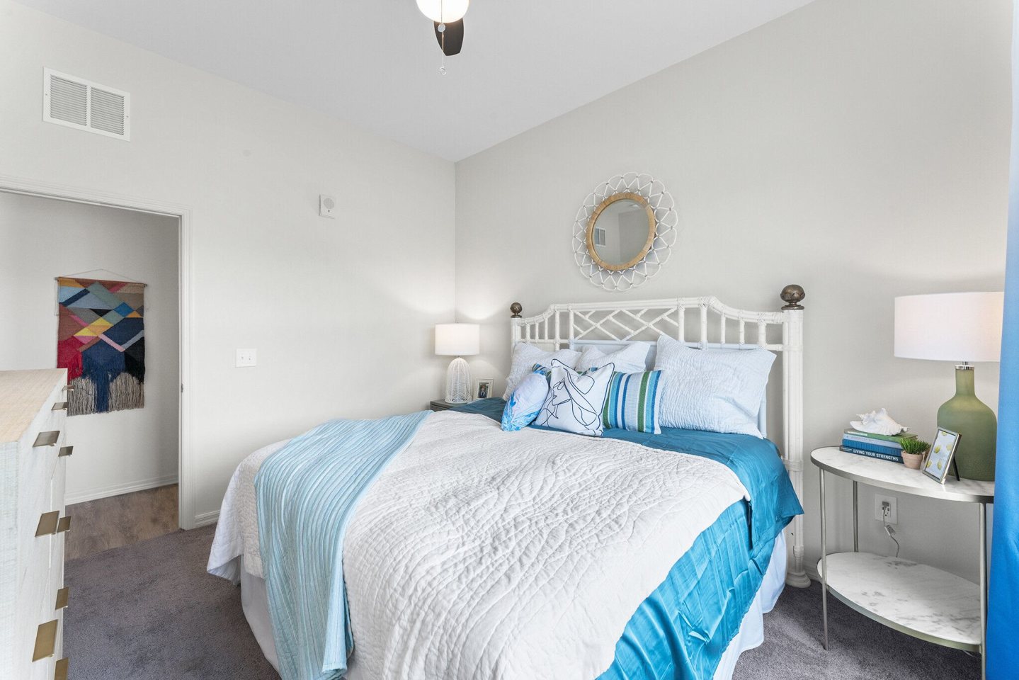 The Reef Oceanside Apartments Image 7