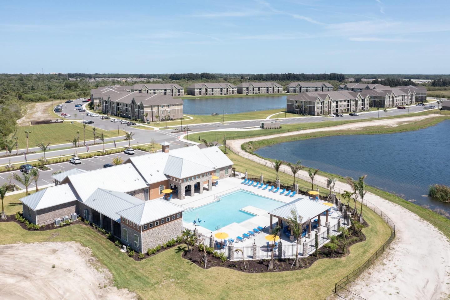 Cocoa Grand Apartments Image 22