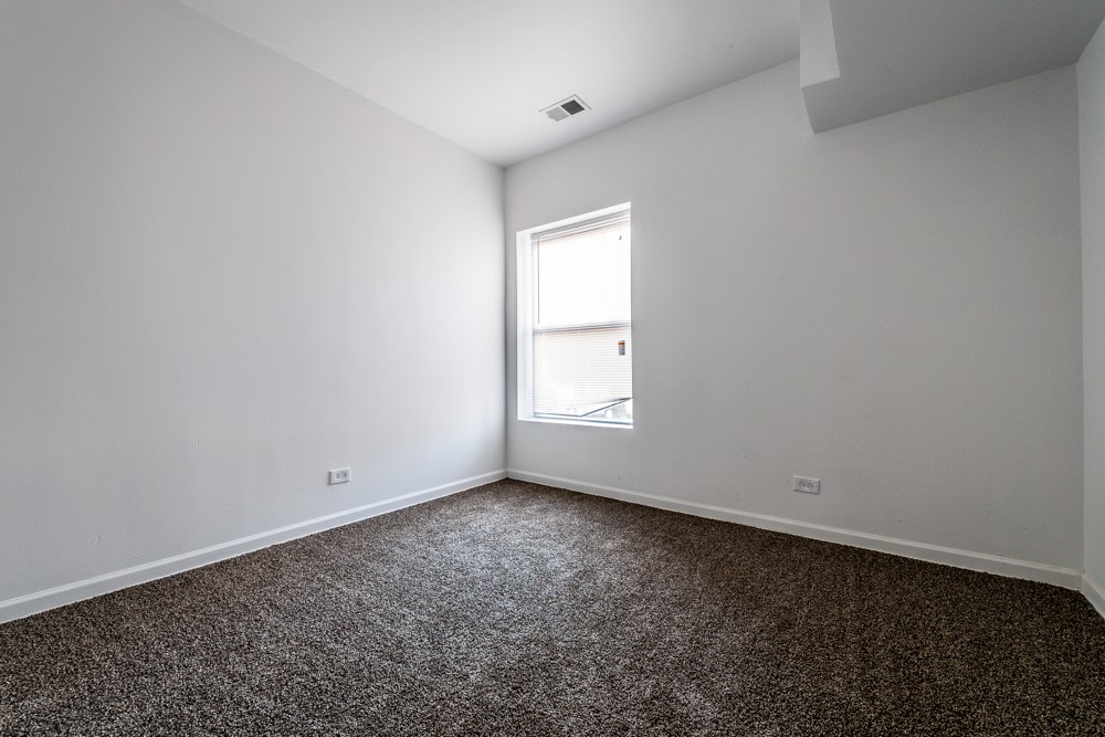 10901 S Vernon Image 5