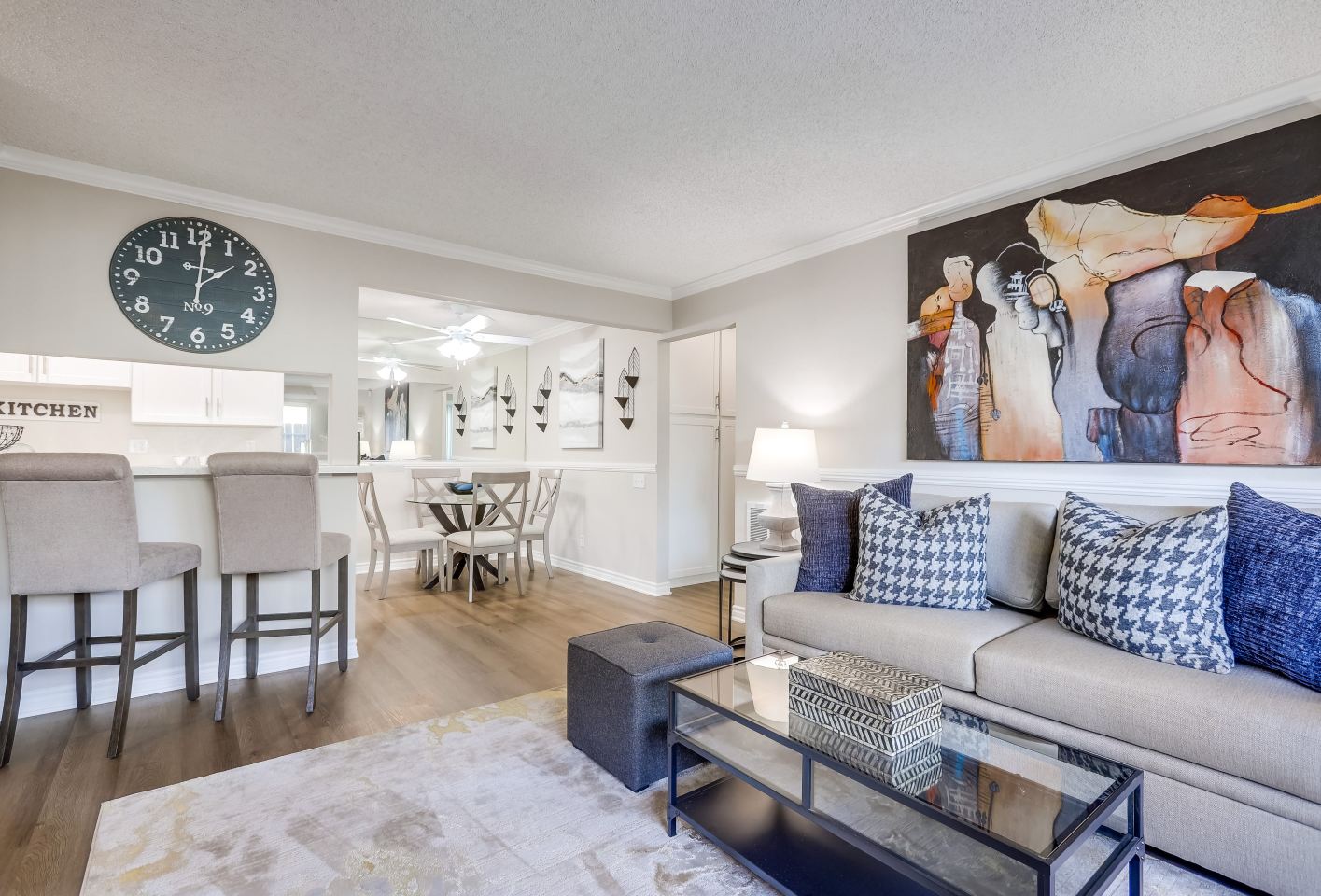 Villa Creek Apartment Homes Image 11