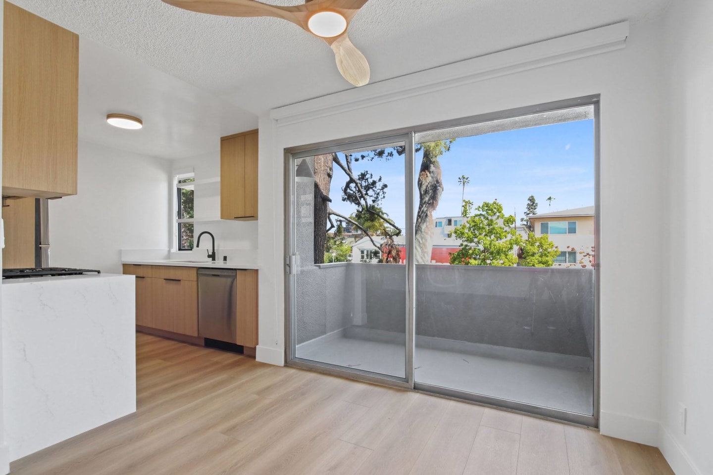 10310 Regent Apartments Image 6