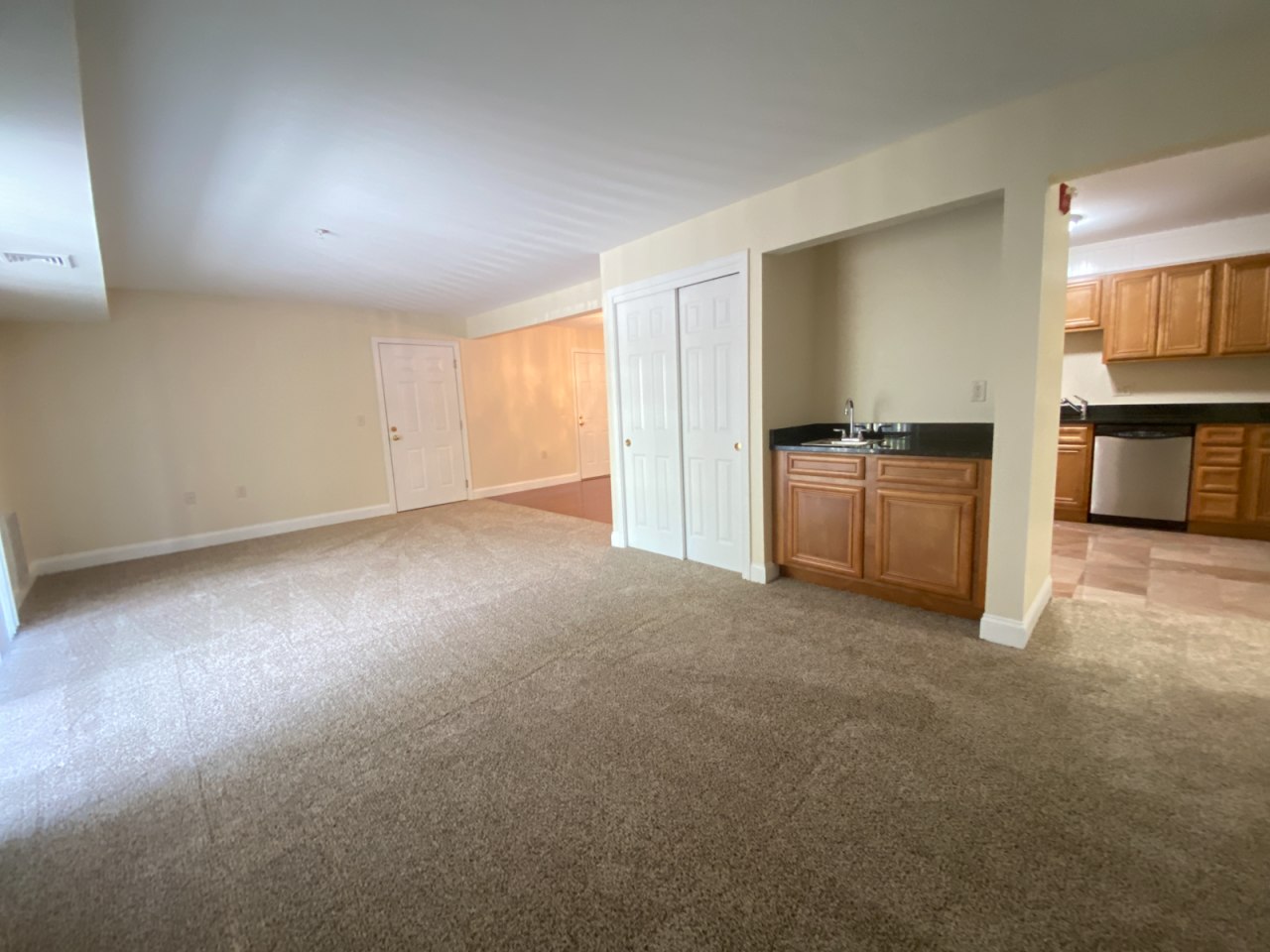 Hooksett Hollows Condominiums Image 8