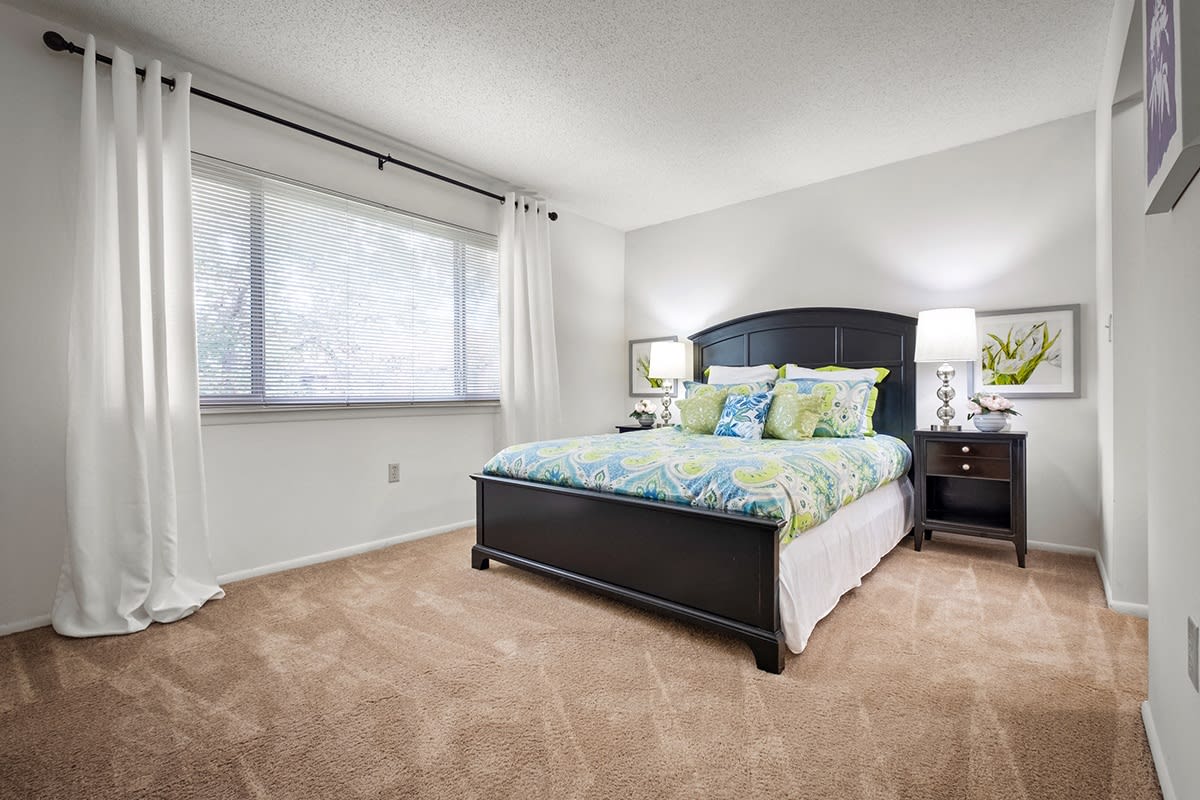 Woodlake Park Apartments Image 30