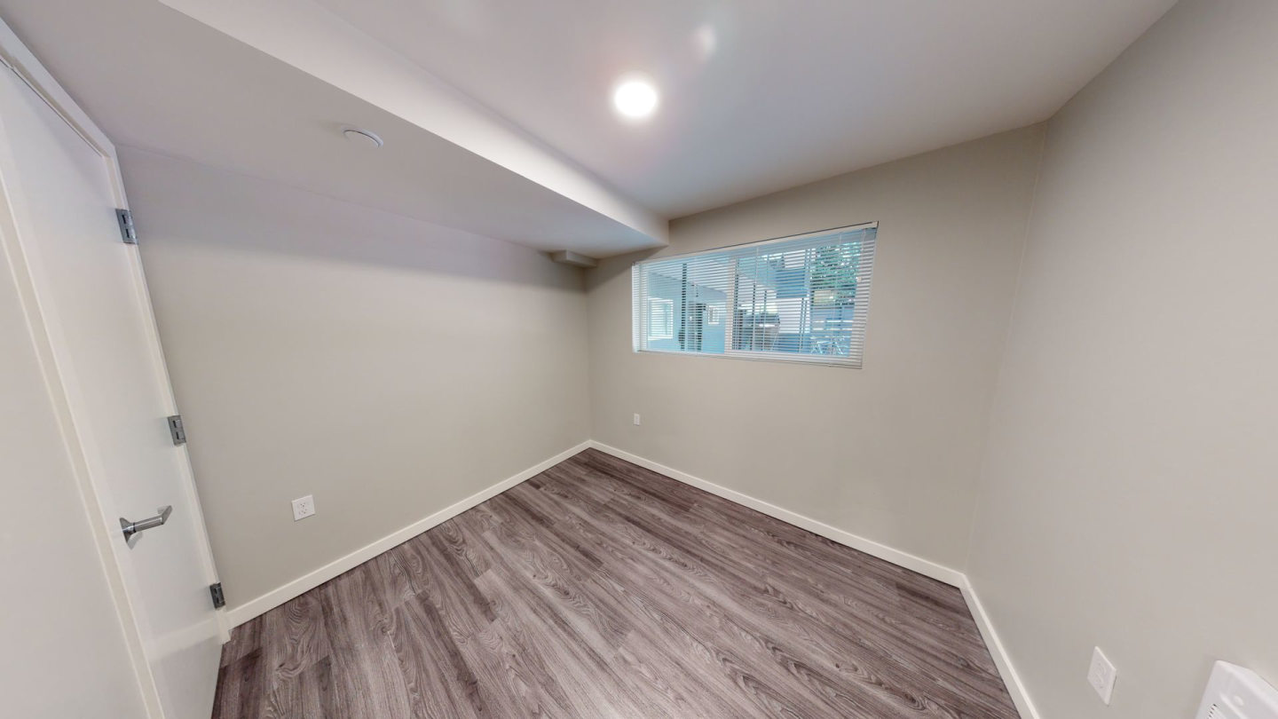 Sylvan Court Image 7
