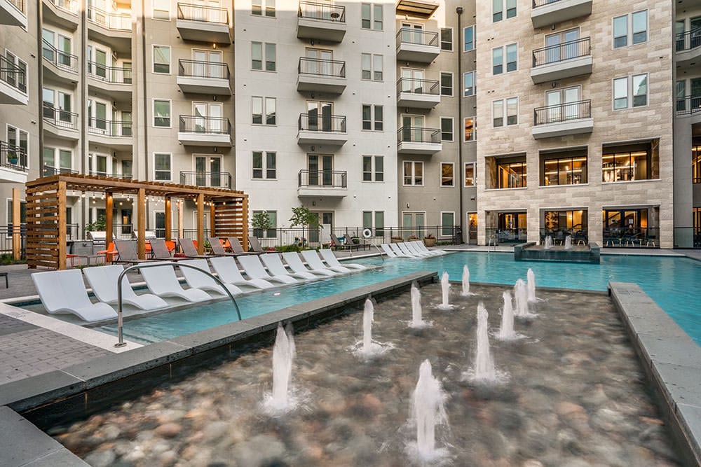 Cortland Las Colinas Image 19