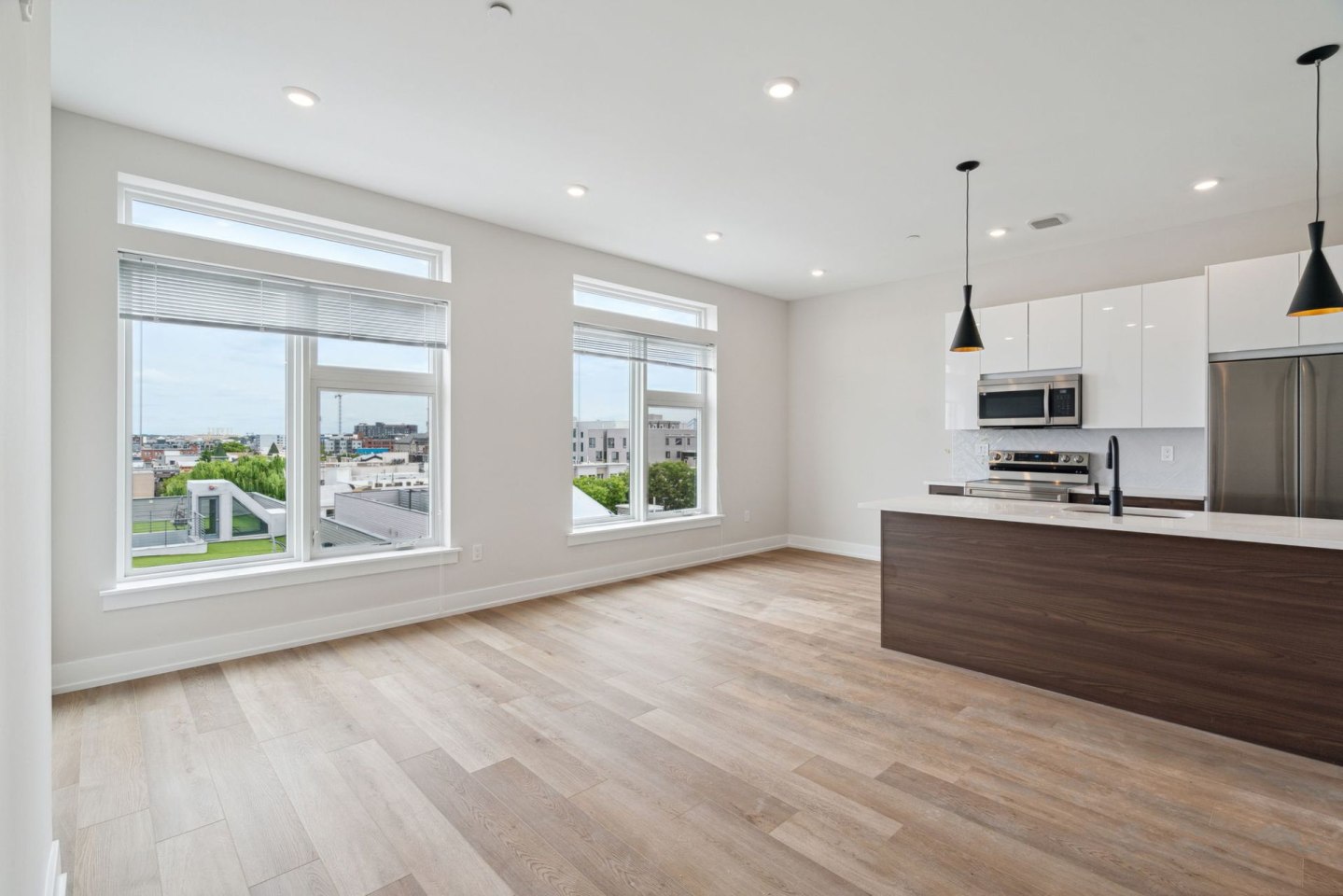720 Thompson Street Image 65