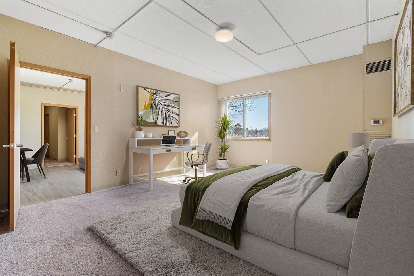 E Street Flats - Student Housing Image 4