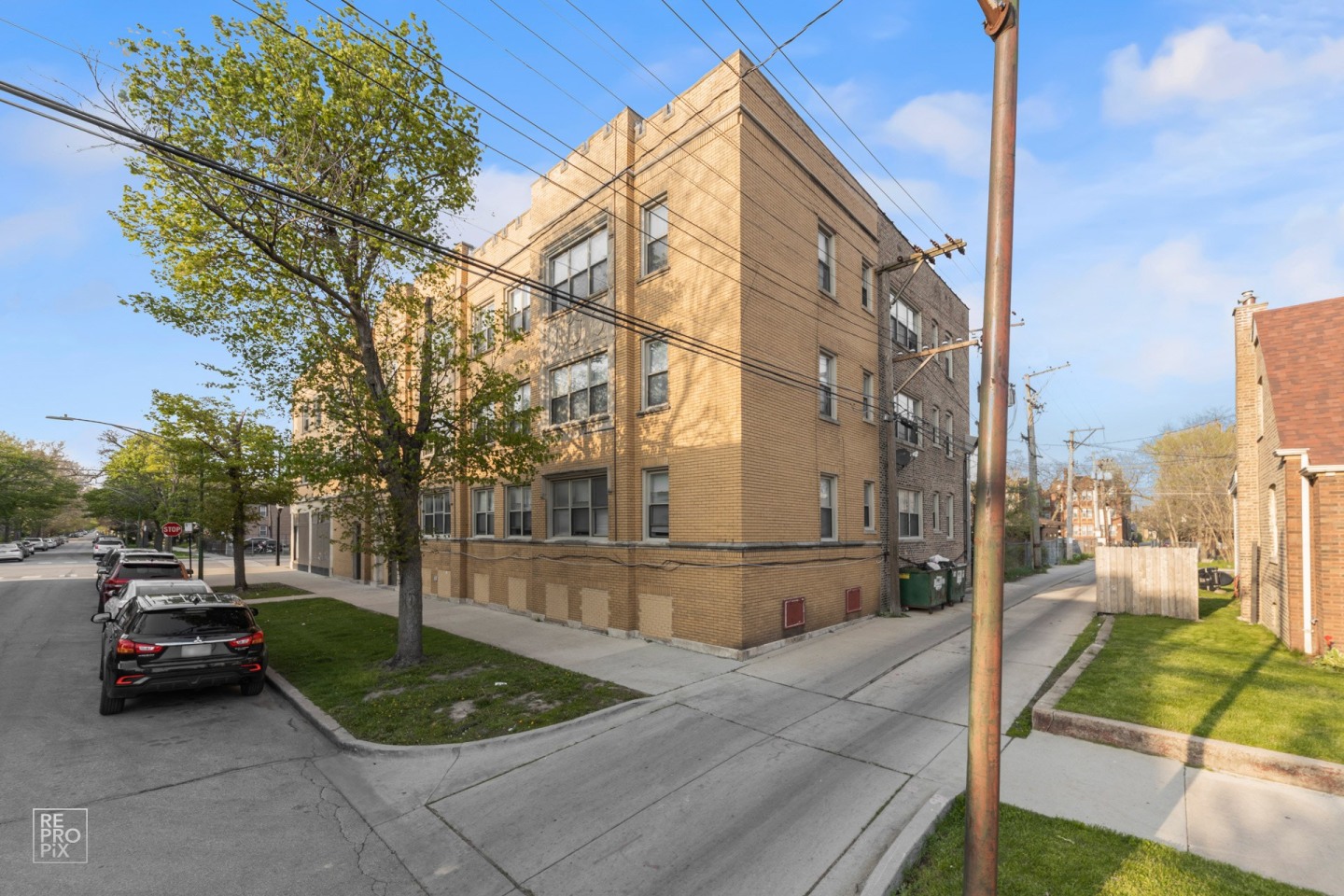 7903-05 S Luella Ave Image 18