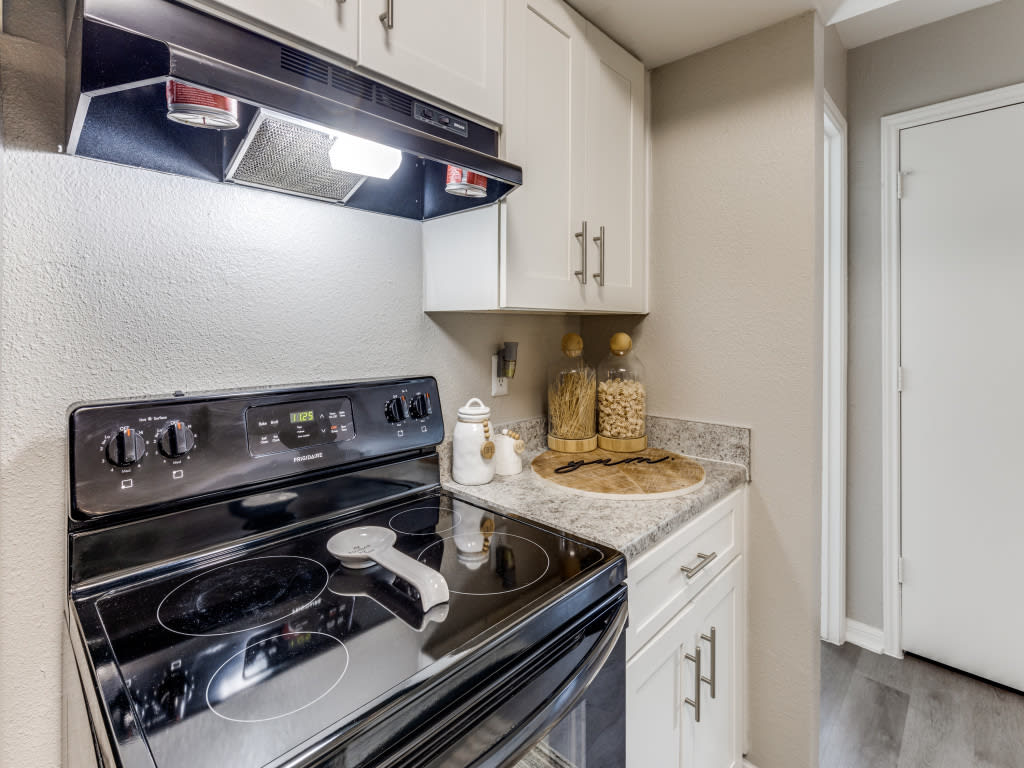 Hackberry Ranch Apartments Image 15
