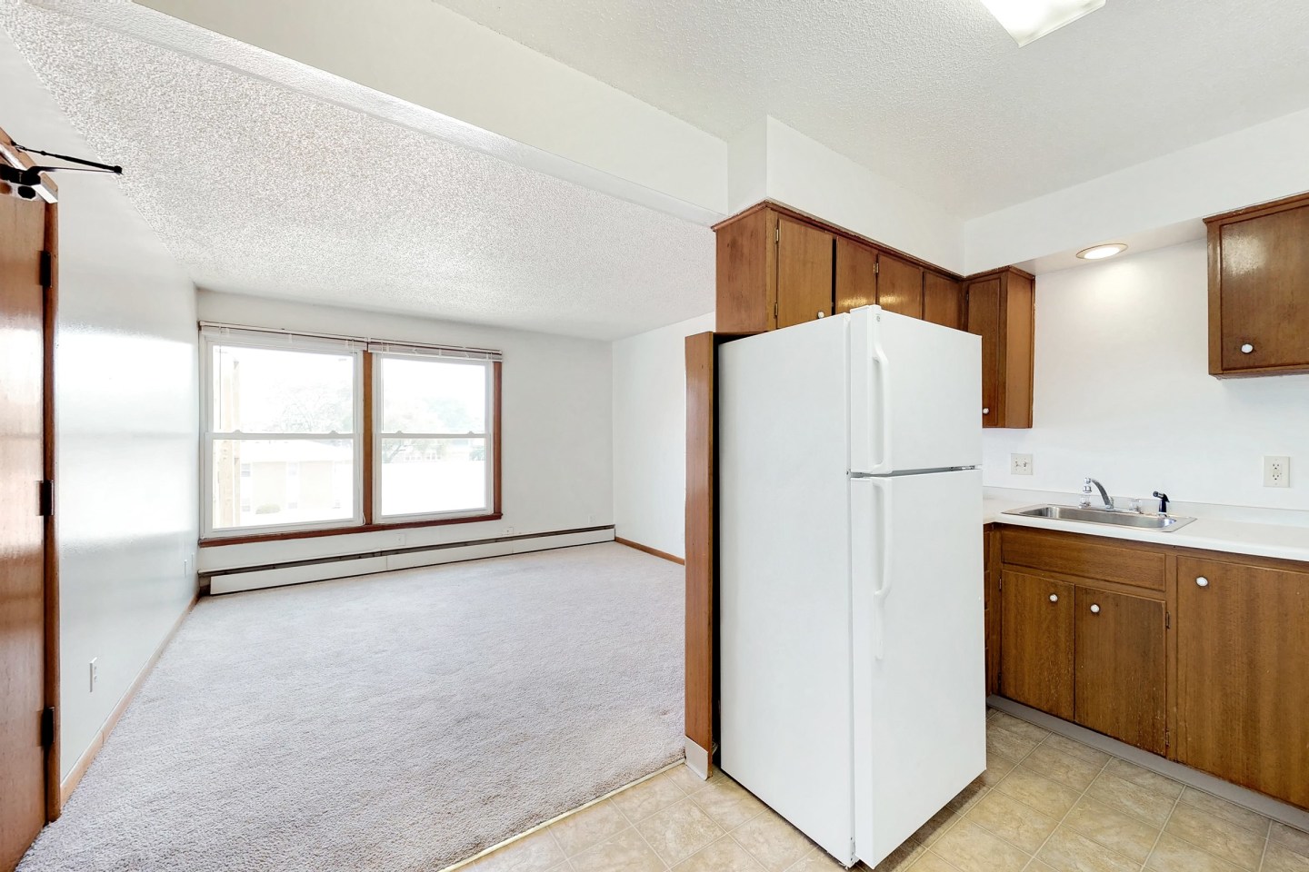Plaza Manor Image 24