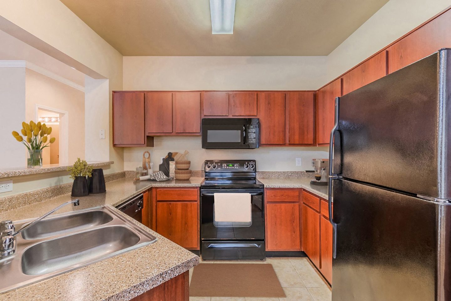 Lakeside Pointe Apartments & Townhomes Image 31