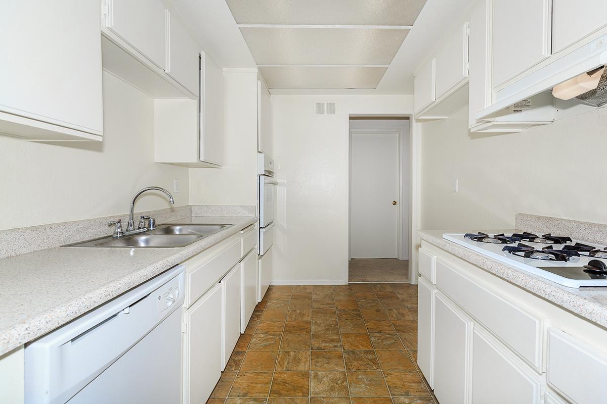 Barcelona, Palm Lane & Seville Apartment Homes Image 31
