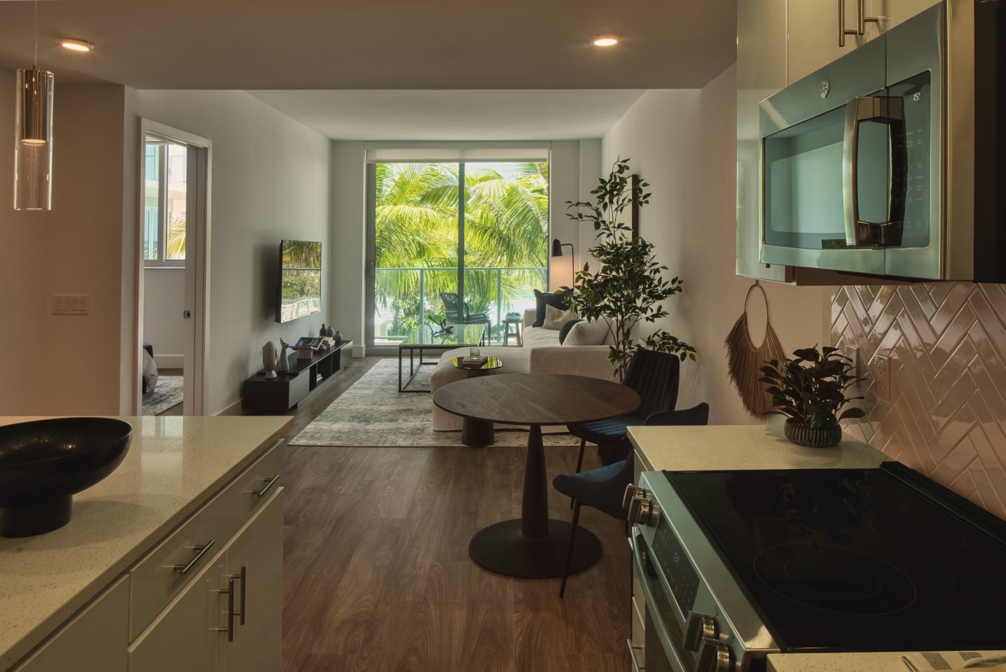 Ascent at Metropolitan Naples Image 3