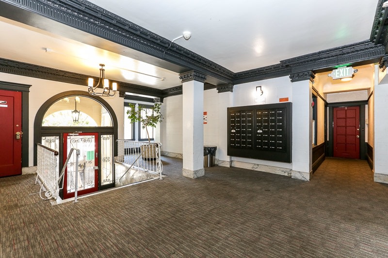 1040 Sutter St. Image 5