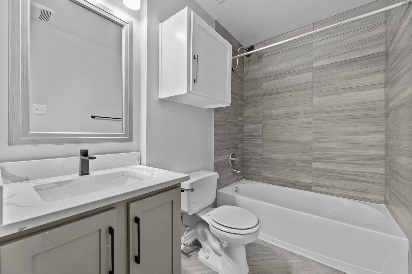29 Fifty Image 61
