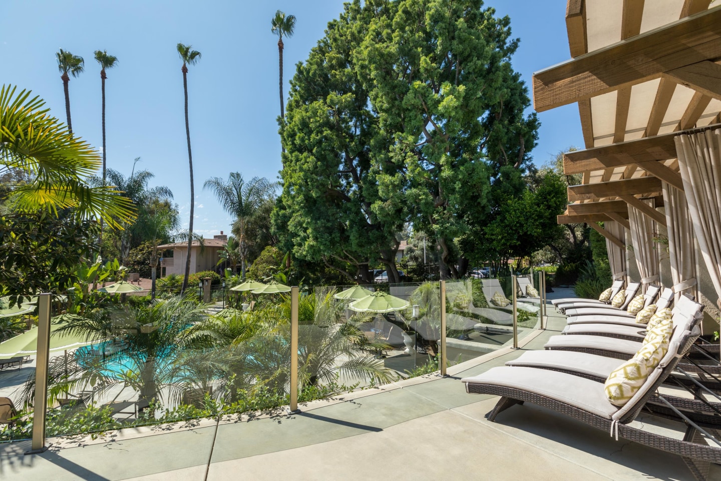 Orange Grove Circle Image 7