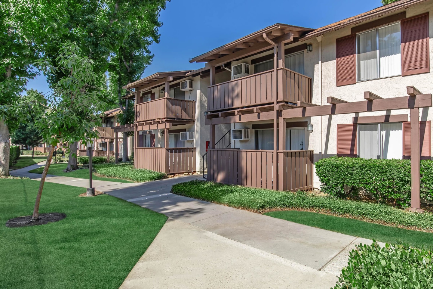 Country Hills Apartment Homes Image 14