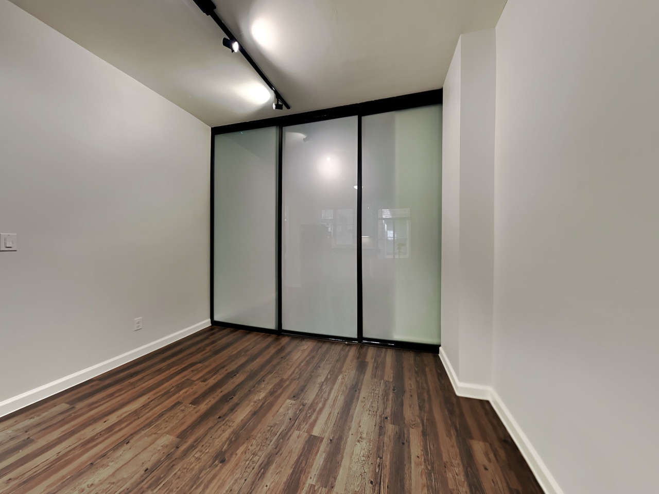 618 Bush St. Image 5