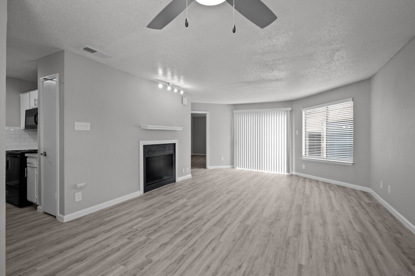 The Azul Apartments Image 31