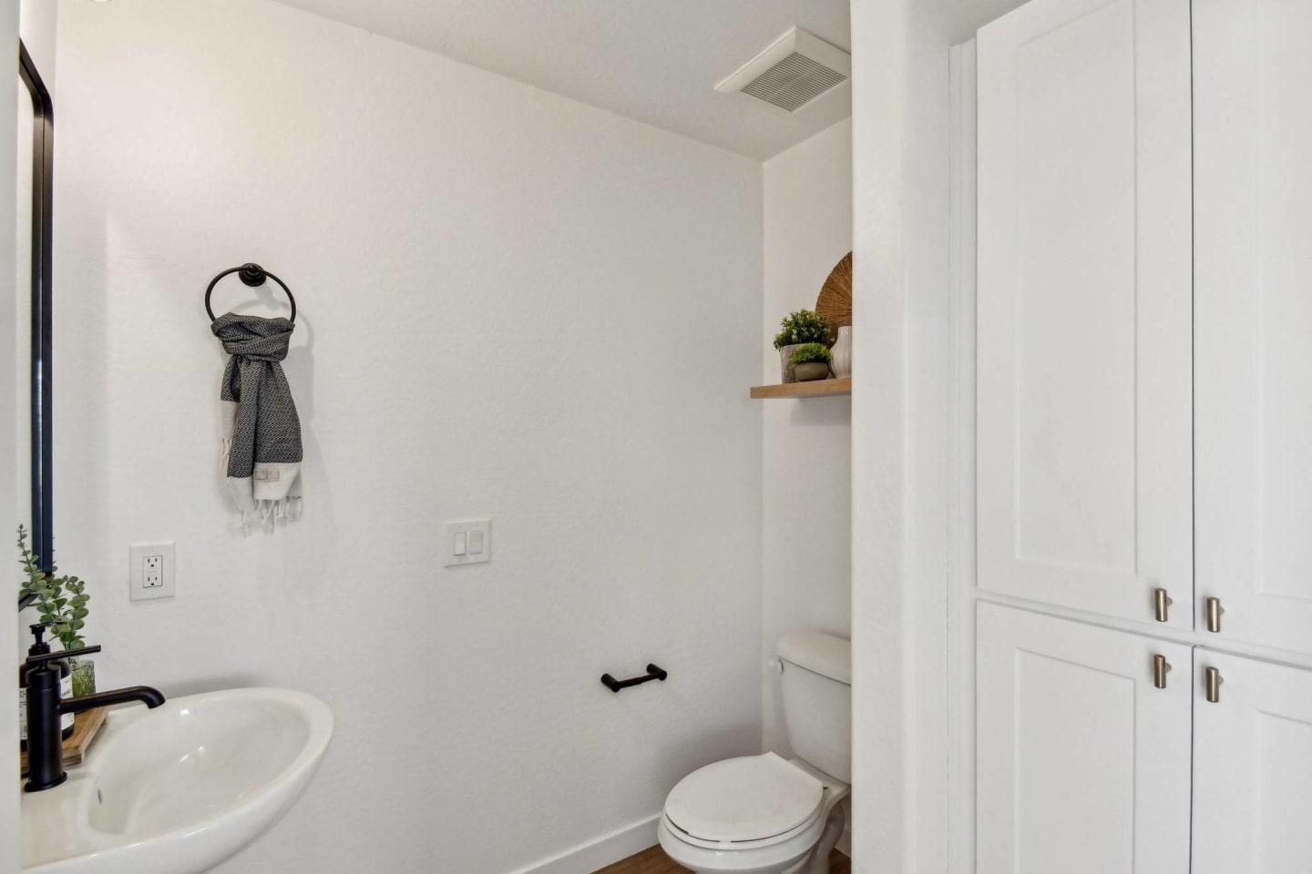 Pique Residences Image 15