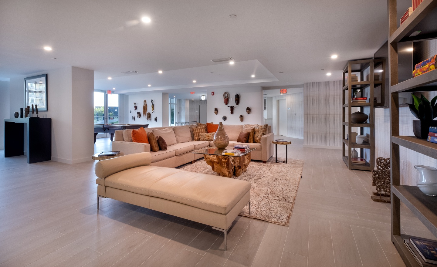 Hollywood East Luxury Apartments Image 14
