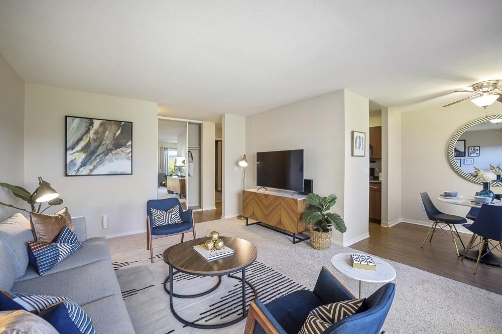 View at Marin Apartments Image 27