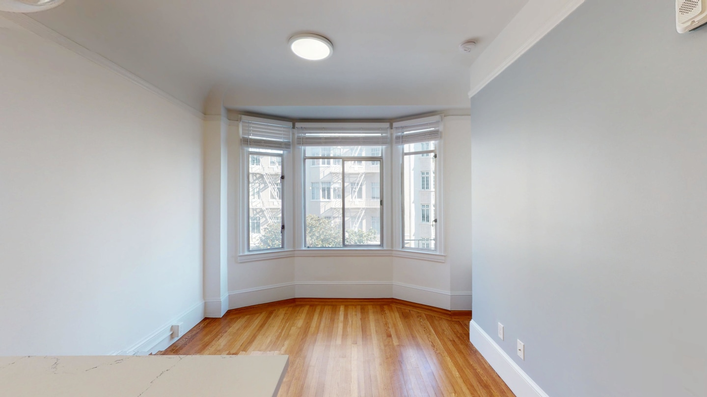 525 Leavenworth Street Image 7