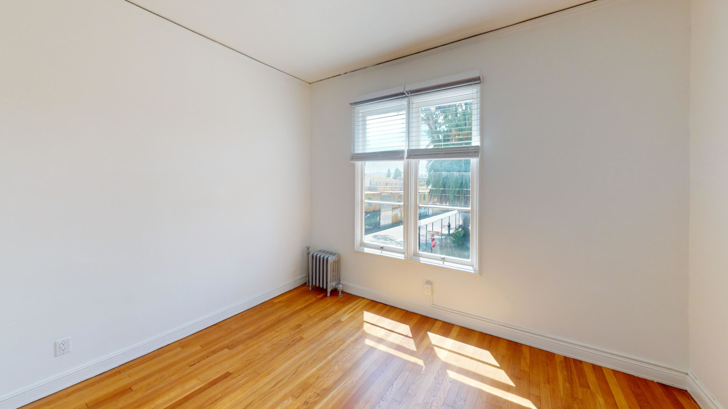 2605 Haste Street Image 5