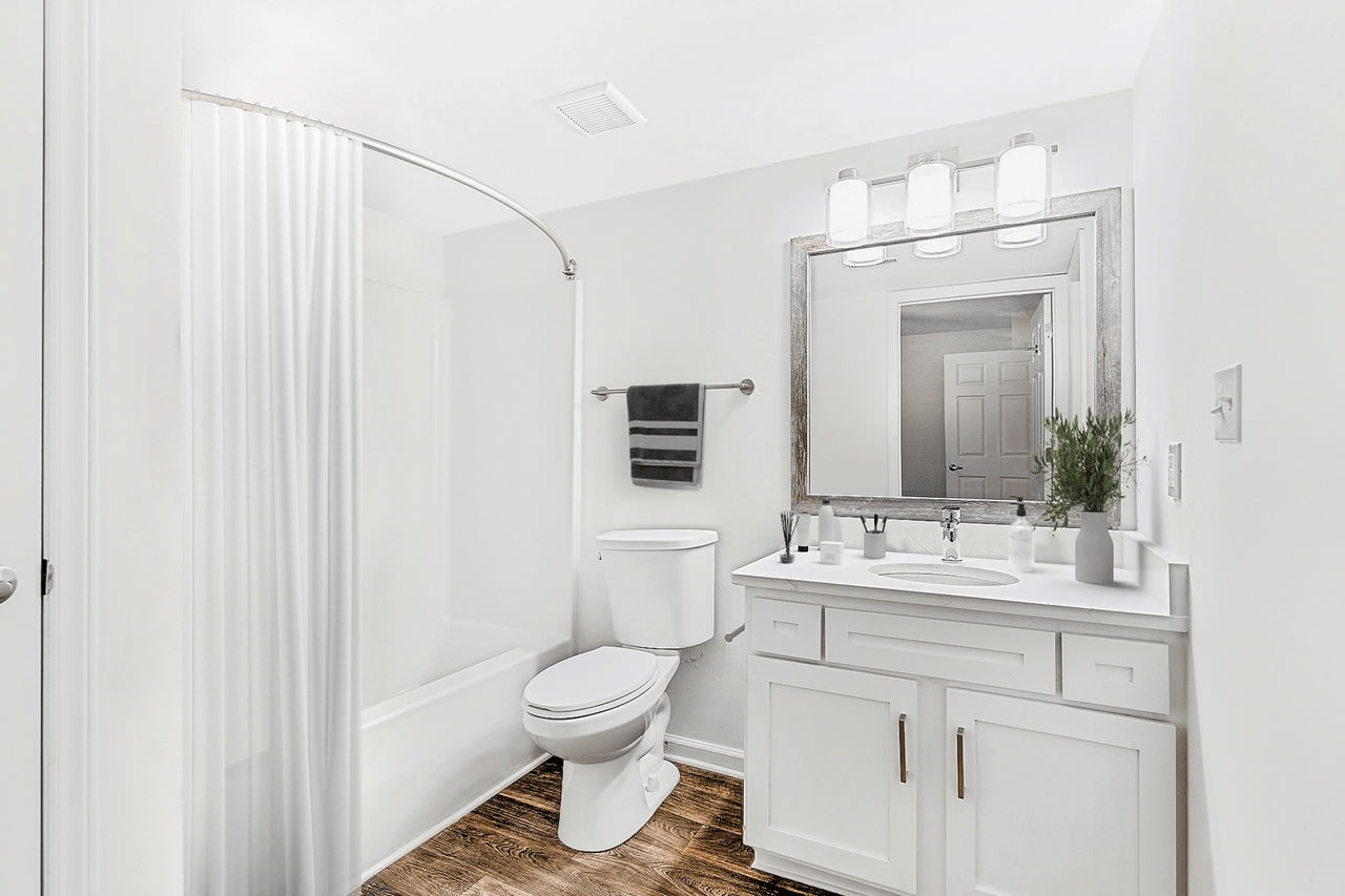 Affordable Housing - Caveness Farms Apartment Homes Image 65