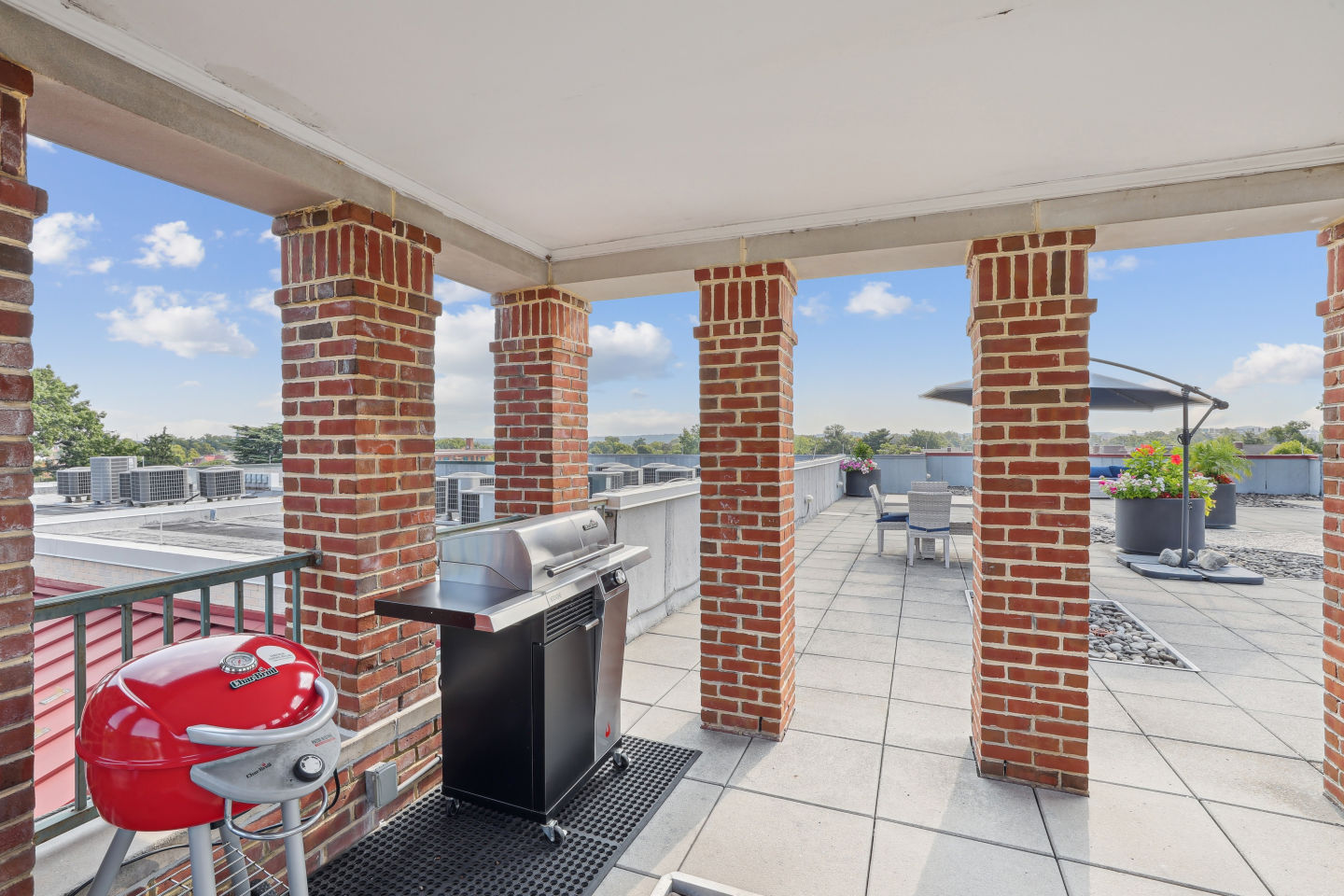 Clayborne Apartments Image 32