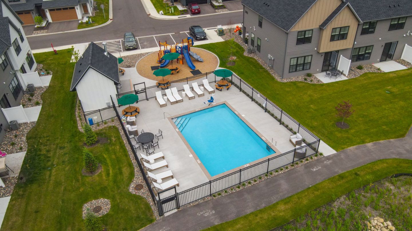 Foxtail Hollow Townhomes Image 8
