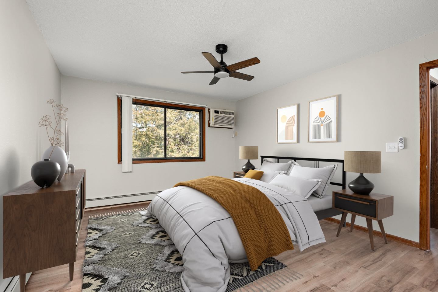 Village Apartments Image 17