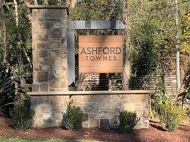 Ashford Townes Image 30