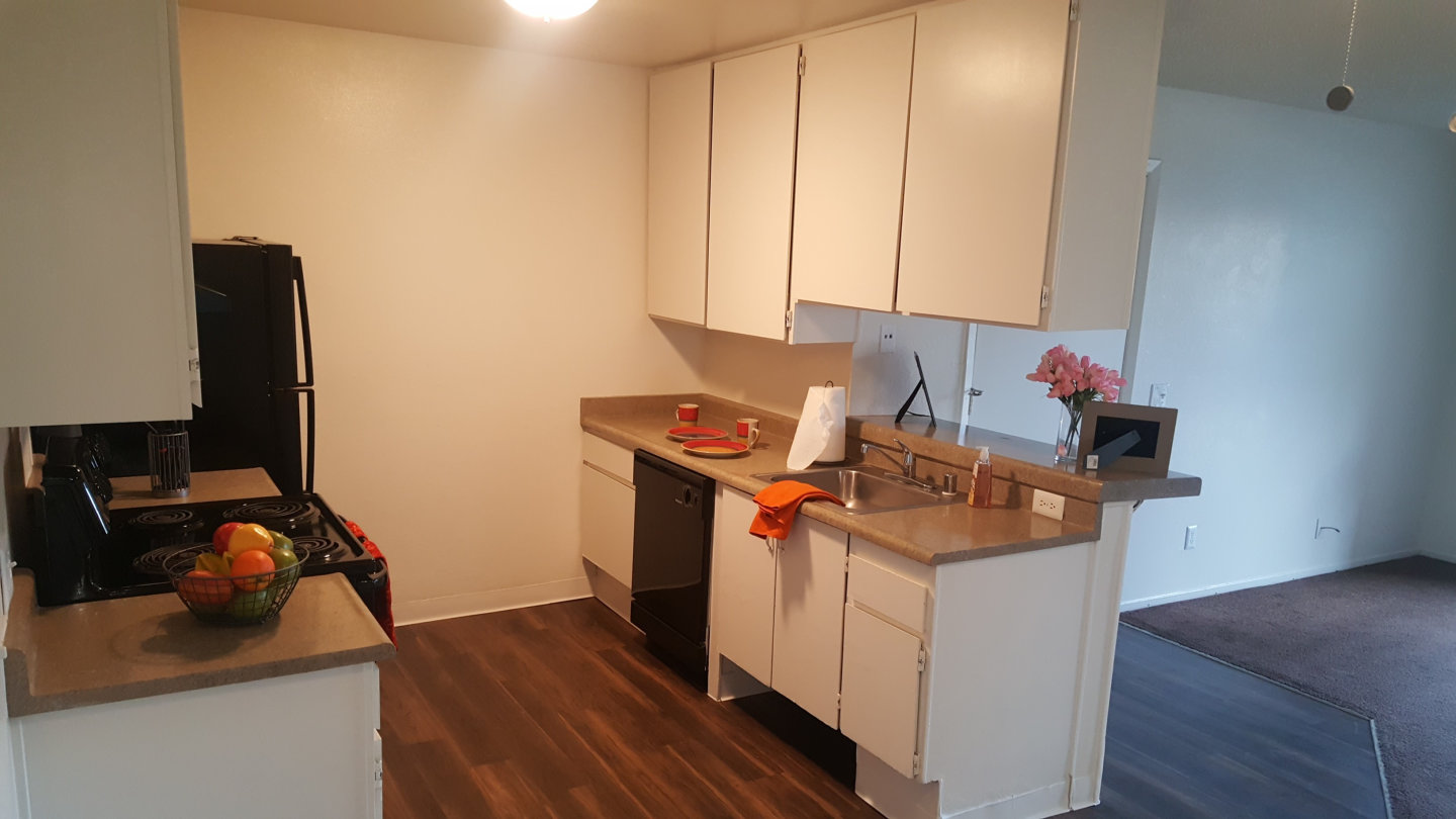 Pinewood Place Apartments Image 8