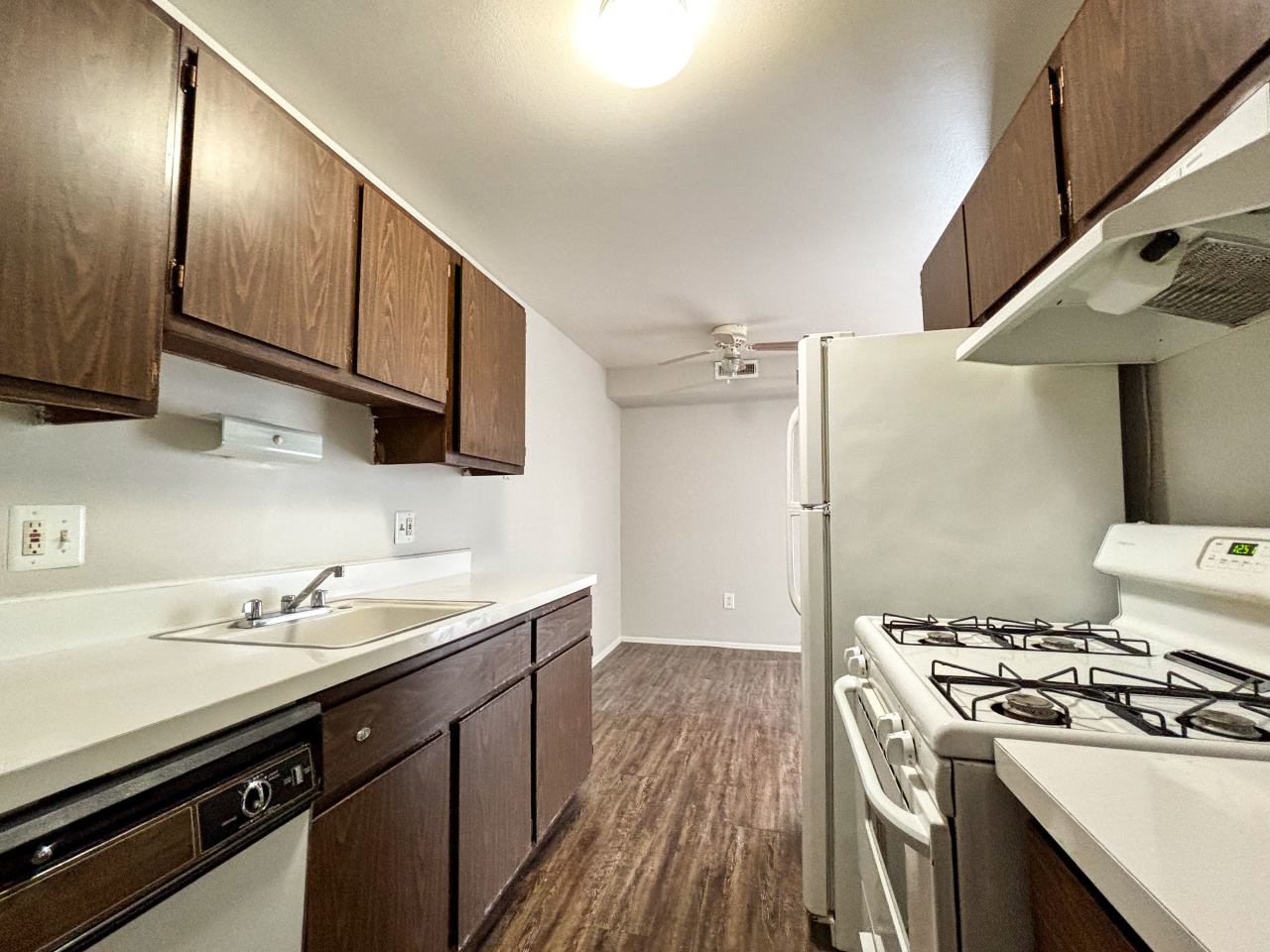 Warren Woods Apartments Image 6