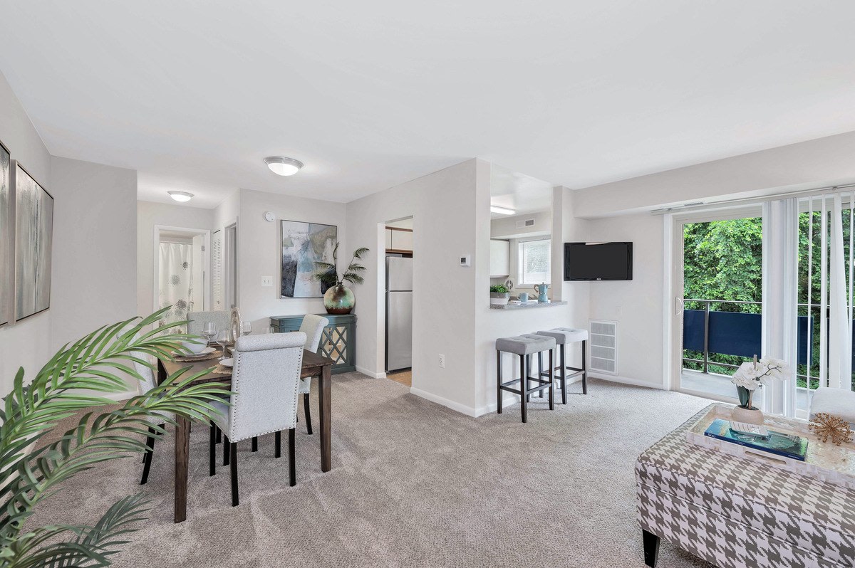 Margate Manor Apartments Image 1