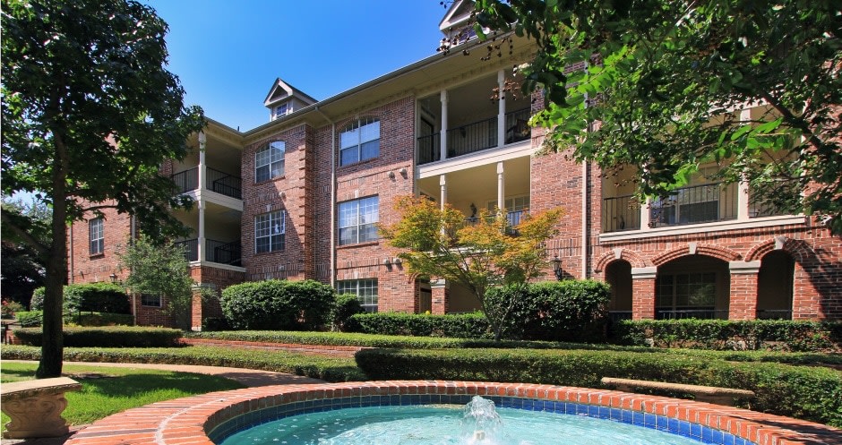 The Saxony Apartments Image 35