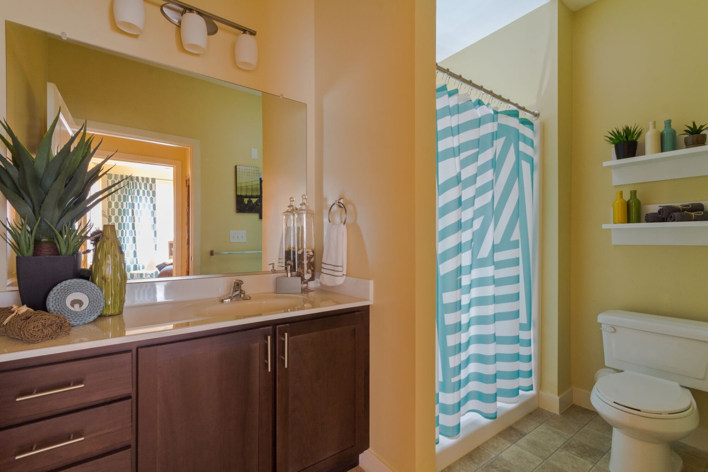 Promenade Pointe Image 18