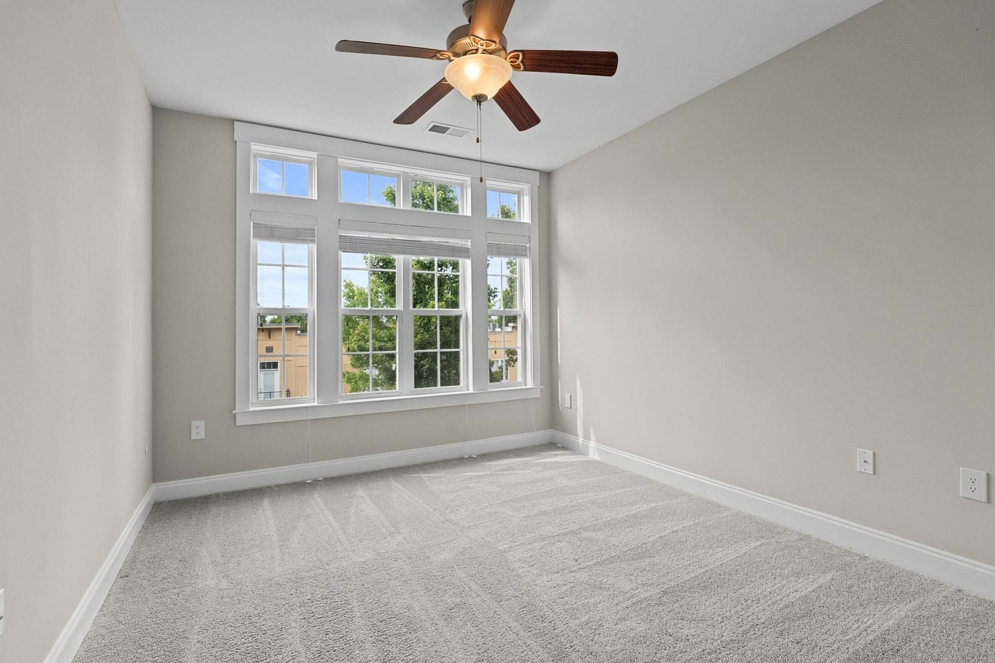 ALPHA MILL APARTMENTS HOMES Image 30