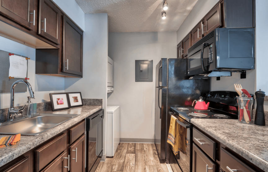 Brightwaters Apartments Image 15