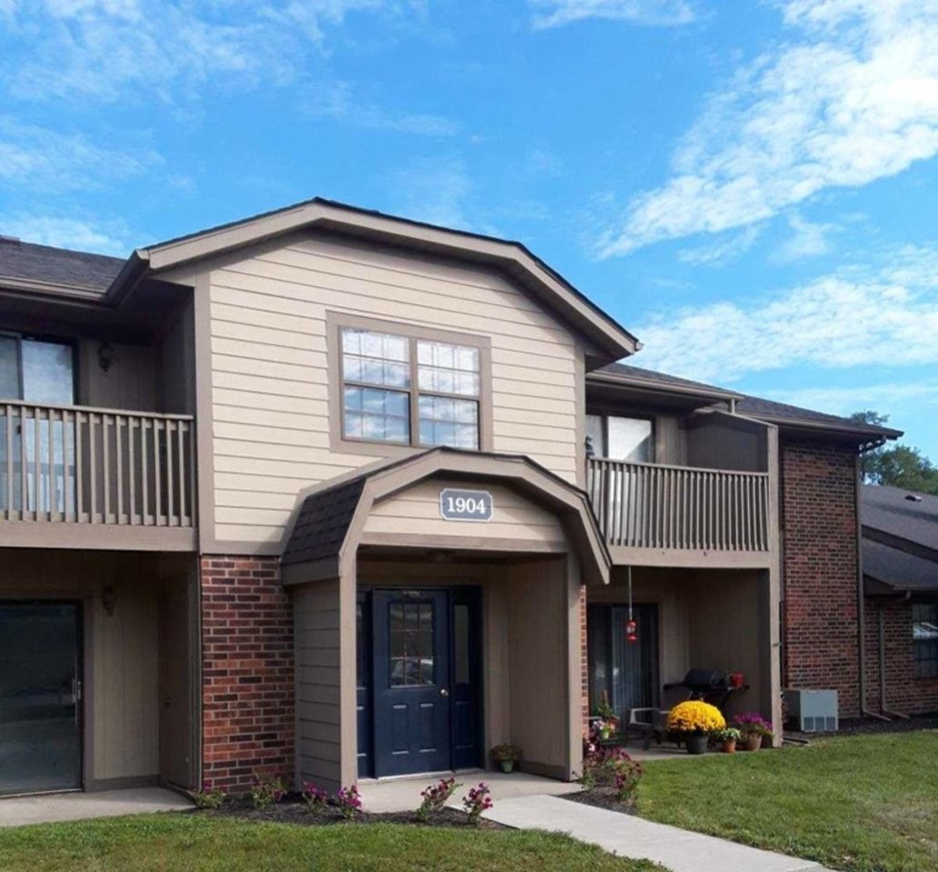 Cross Lakes Apartments Image 24