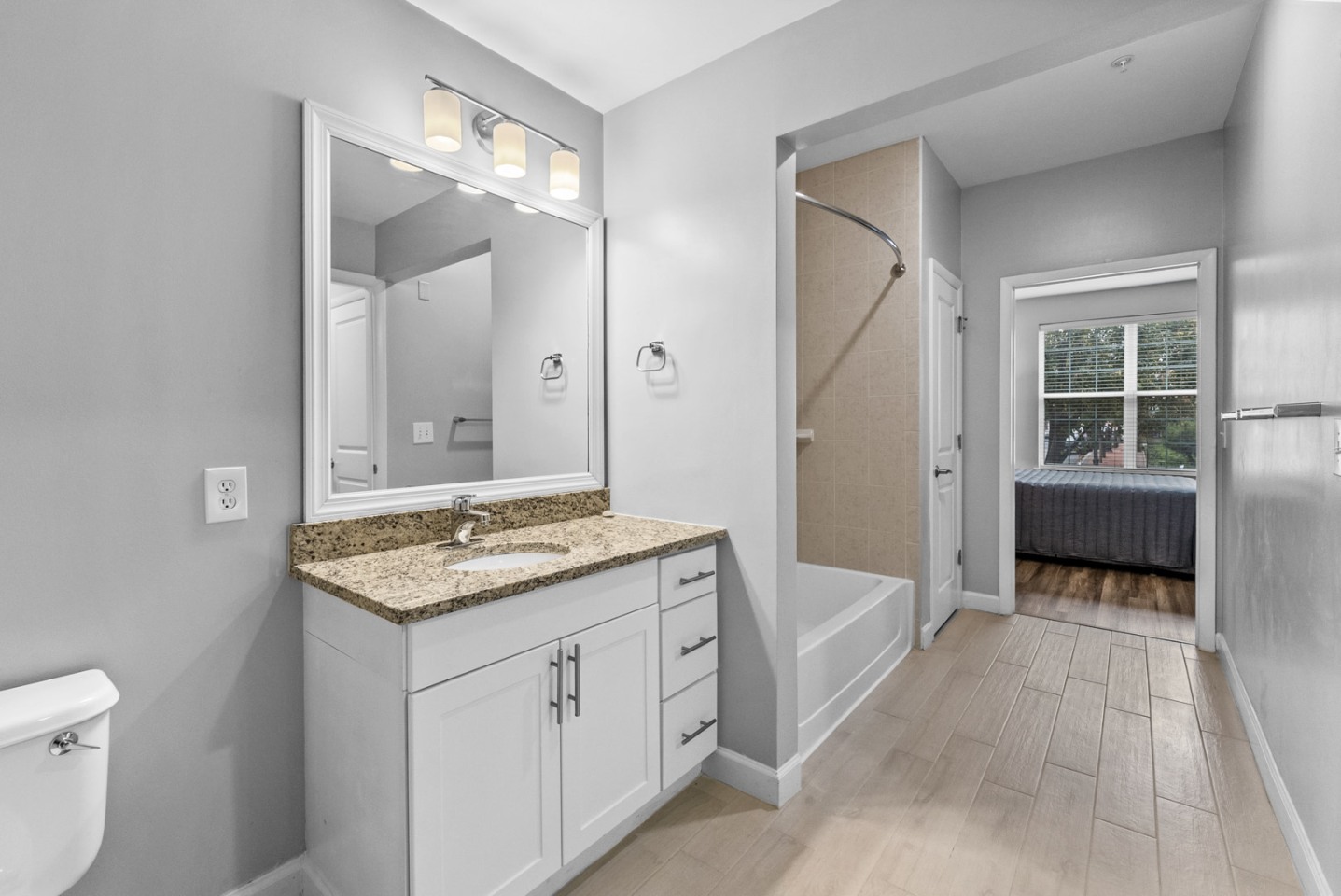 Harbor Pointe Image 85
